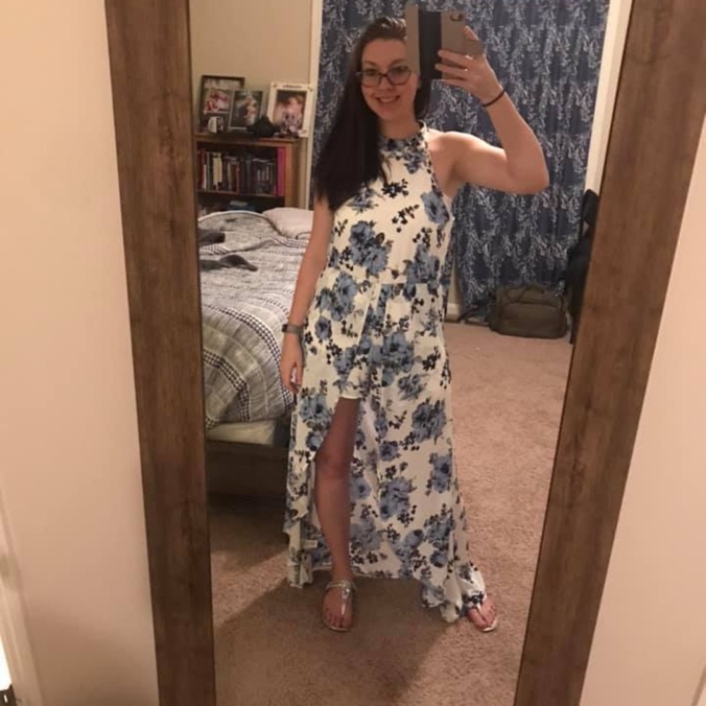 Romper maxi new without tags floral pattern small